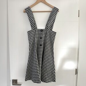 BNWT Papillon B&W Gingham Dress, size medium.